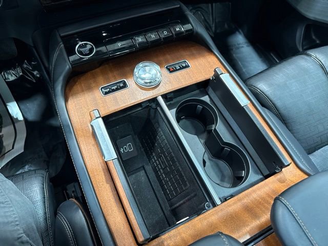 Used 2025 Lincoln Navigator Black Label AWD/4WD image 24
