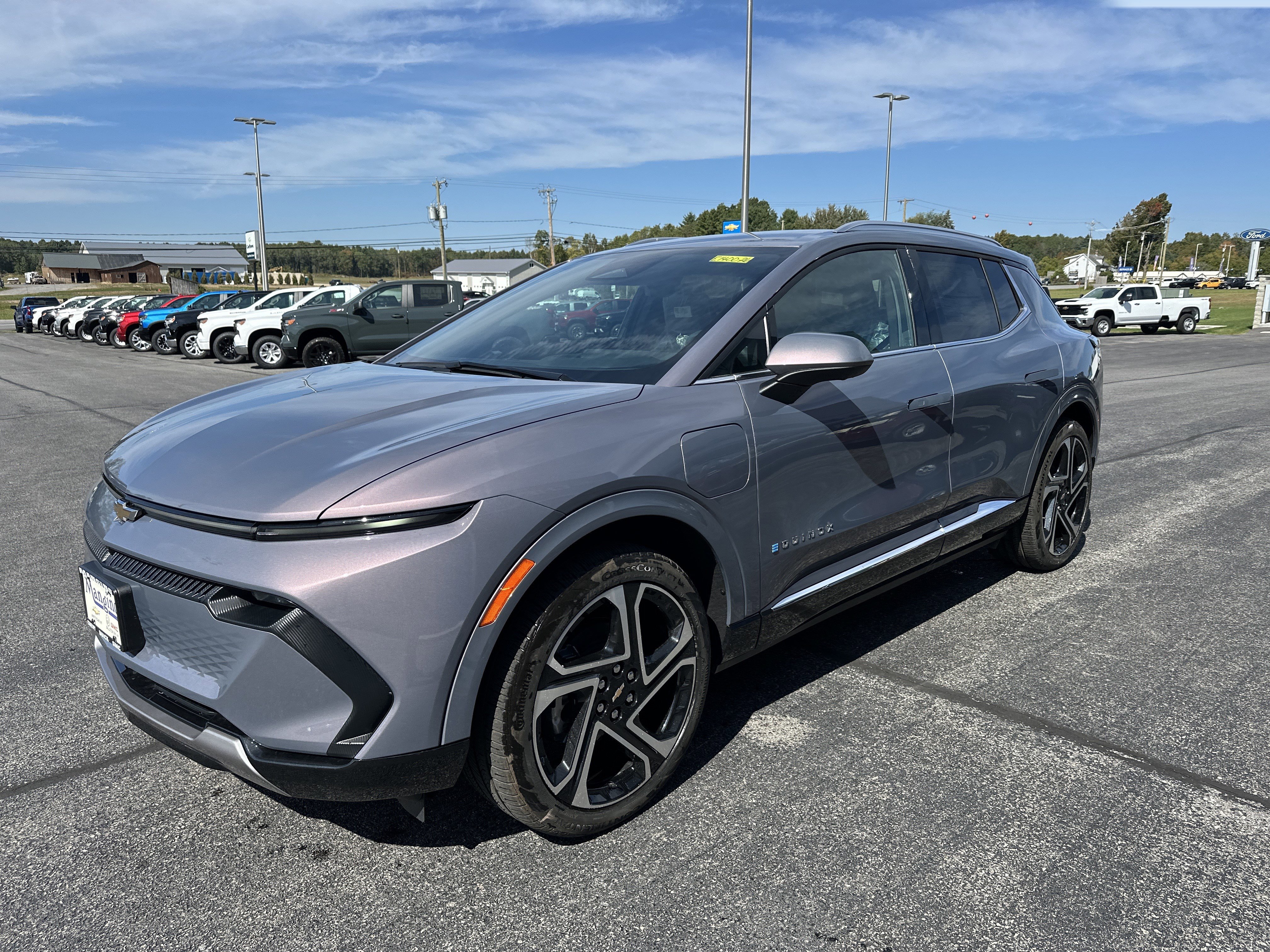 New 2026 Chevrolet Equinox EV LT w/ Convenience Package II image 3
