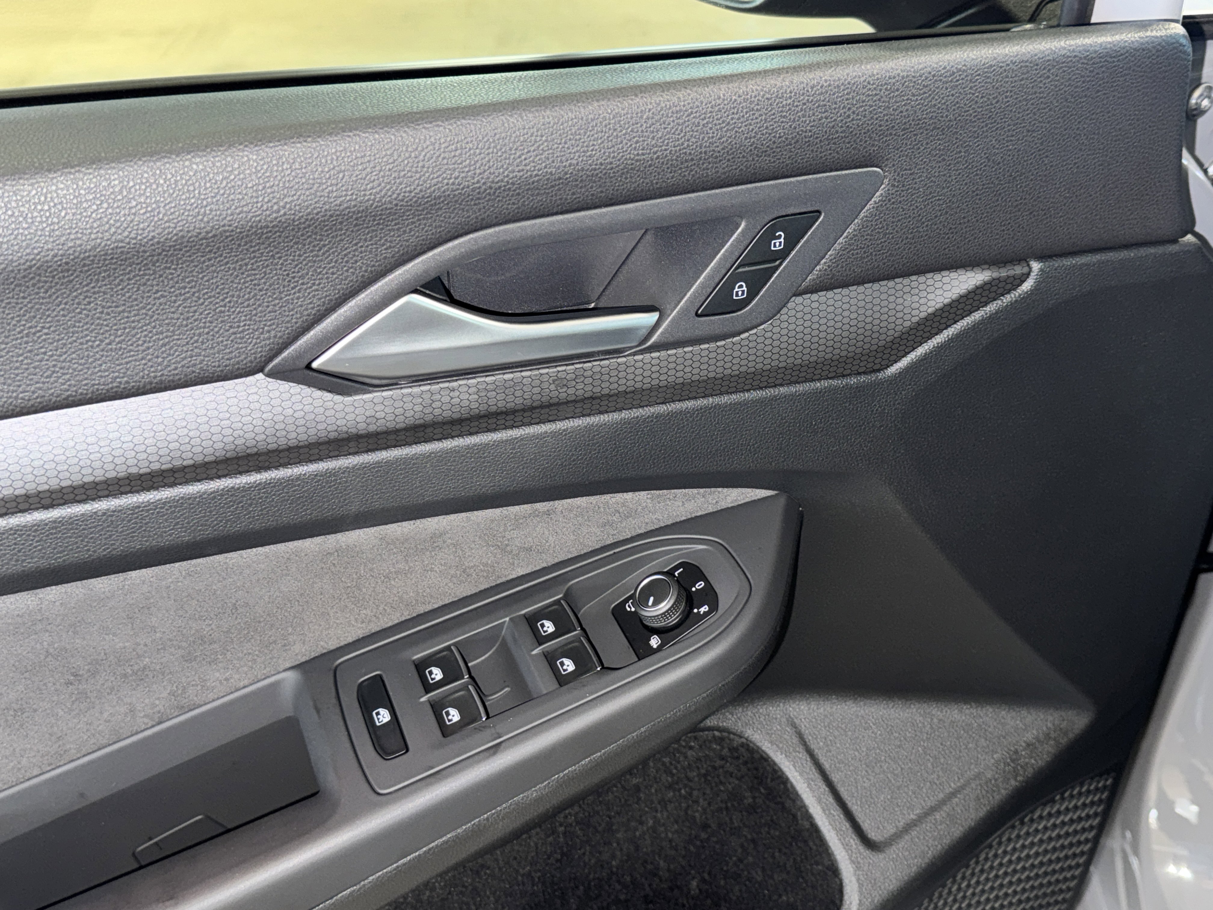 Used 2024 Volkswagen GTI S image 13