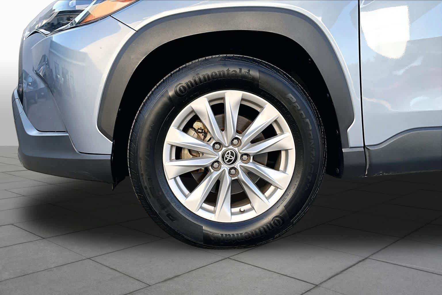 Used 2022 Toyota Corolla Cross LE FWD image 11