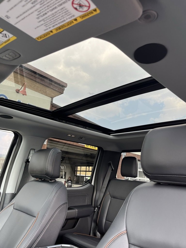 New 2025 Ford F250 Lariat w/ Lariat Ultimate Package image 19