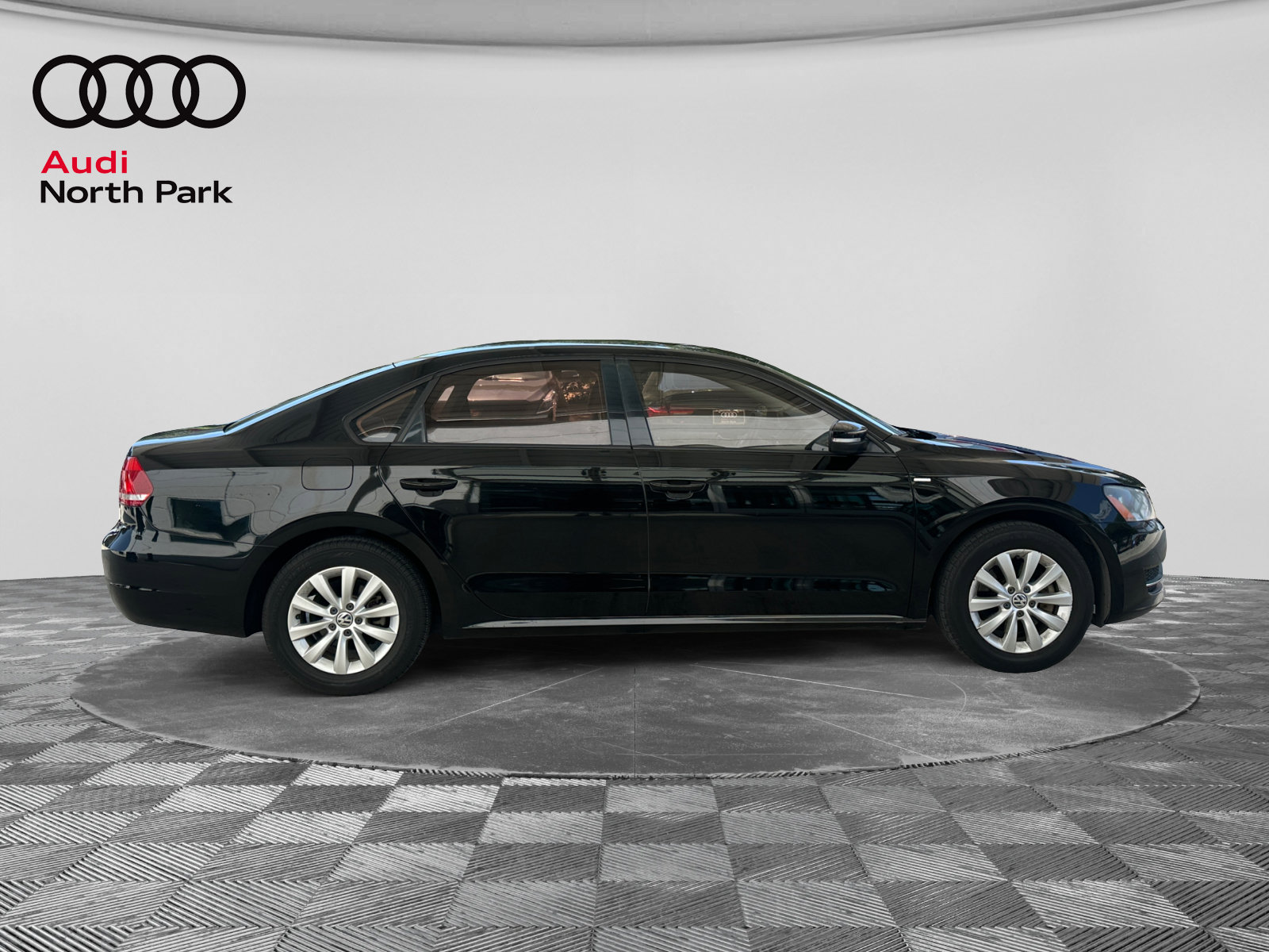 Used 2015 Volkswagen Passat 1.8T Wolfsburg Edition FWD image 6