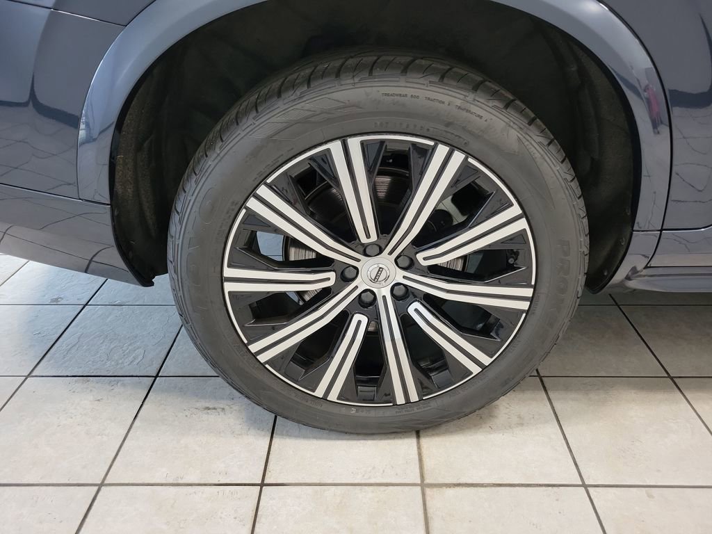 Used 2025 Volvo XC90 B5 Core image 68