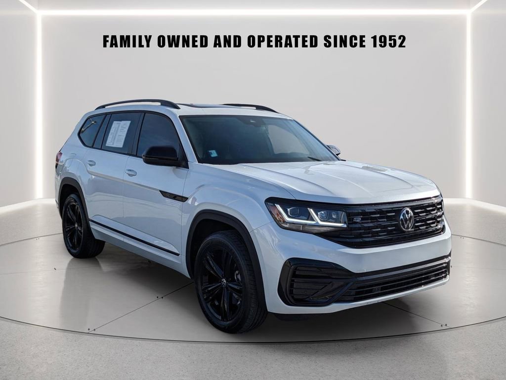 Certified 2023 Volkswagen Atlas SEL R-Line image 6