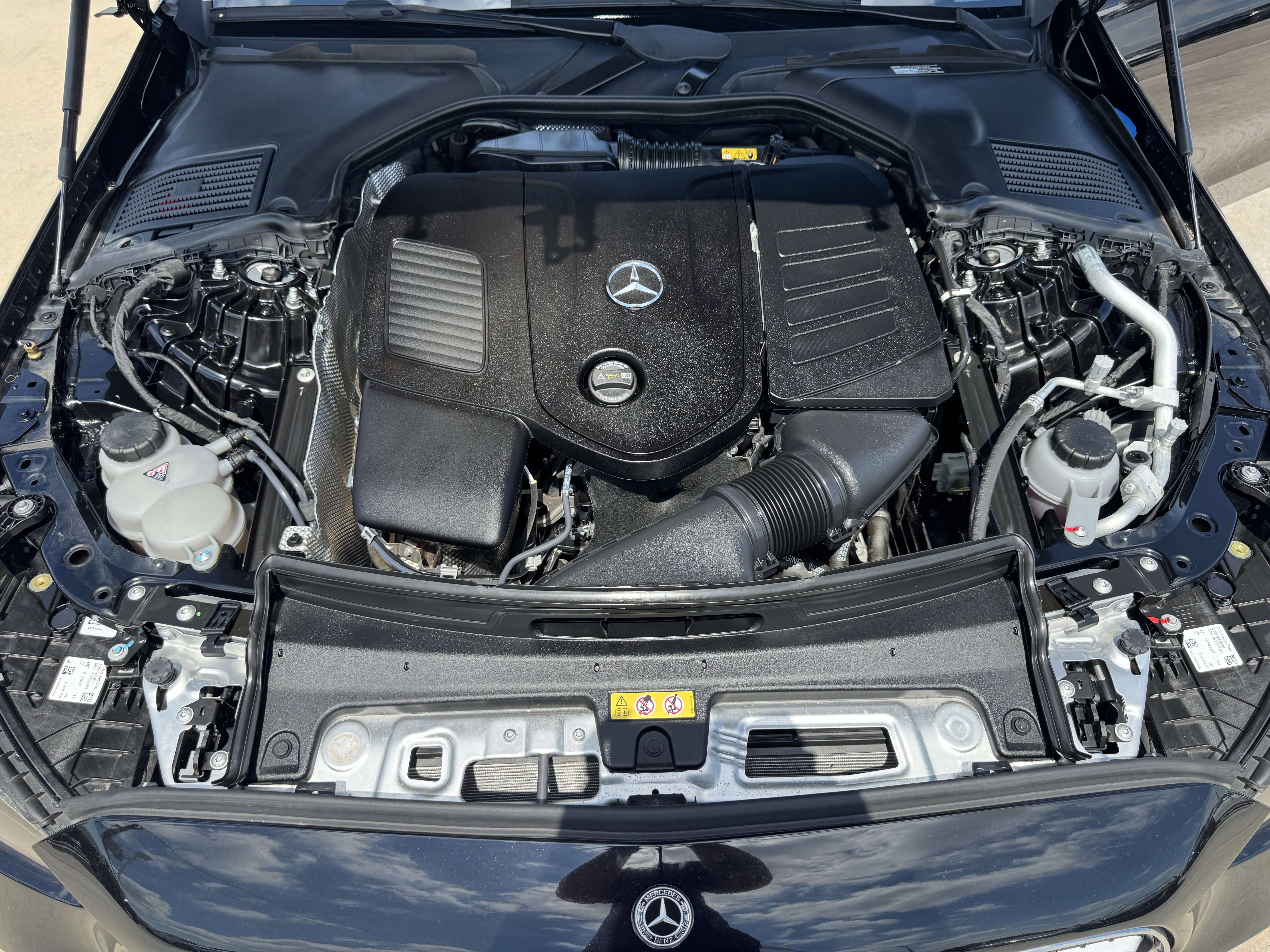 Used 2024 Mercedes-Benz C 300 Sedan image 33