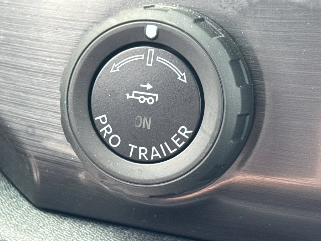 Used 2025 Ford F150 Lightning Flash AWD/4WD image 40