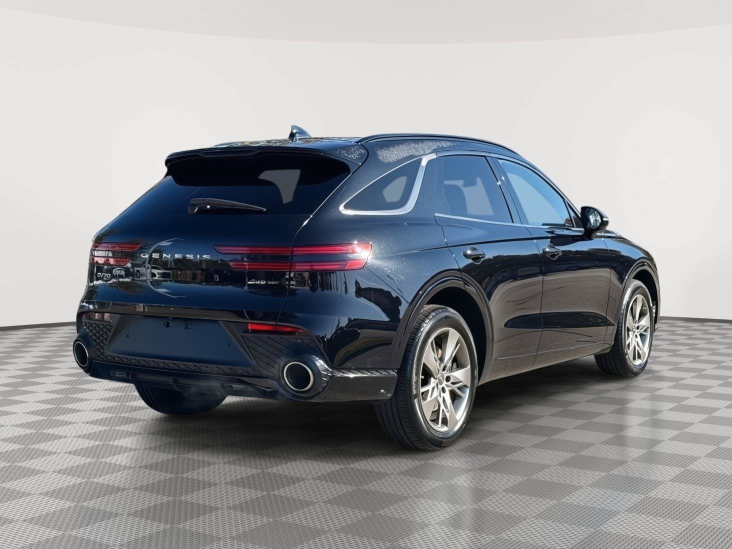 Used 2024 Genesis GV70 3.5T Sport AWD/4WD image 5