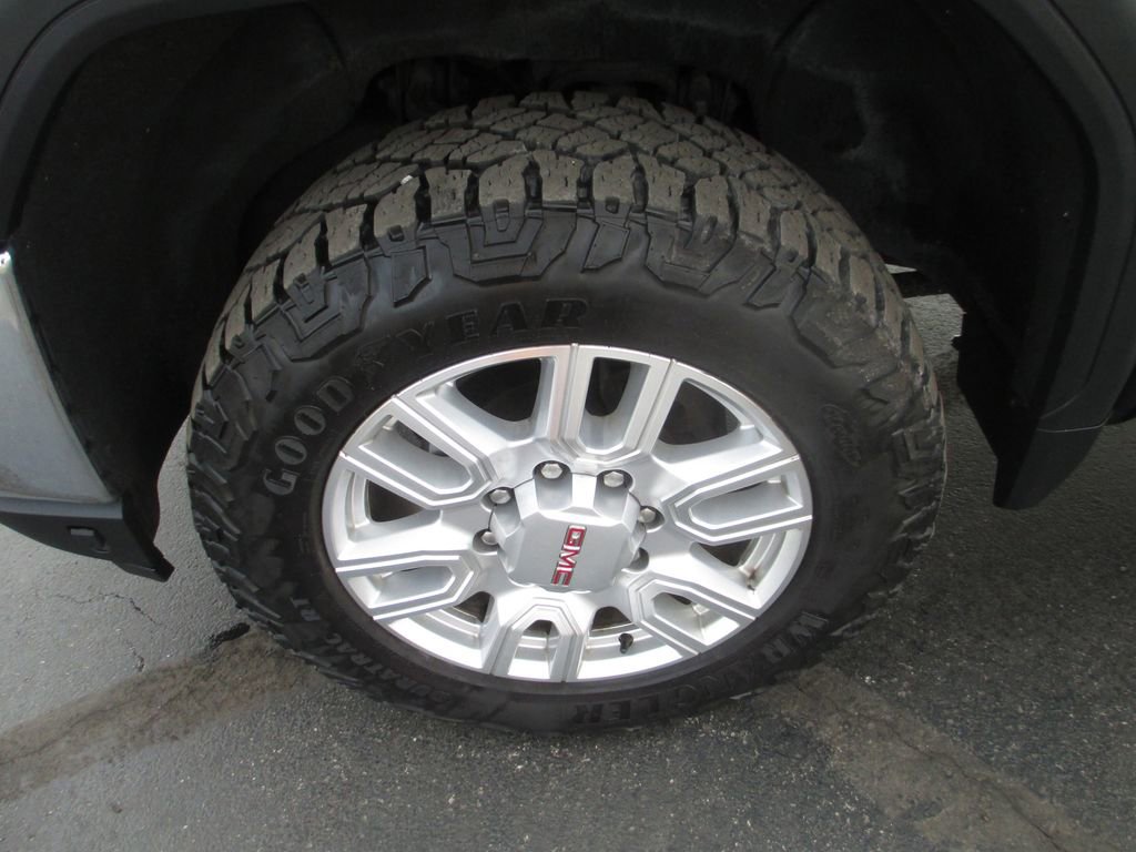 Used 2023 GMC Sierra 2500 SLT w/ SLT Convenience Package AWD/4WD image 15