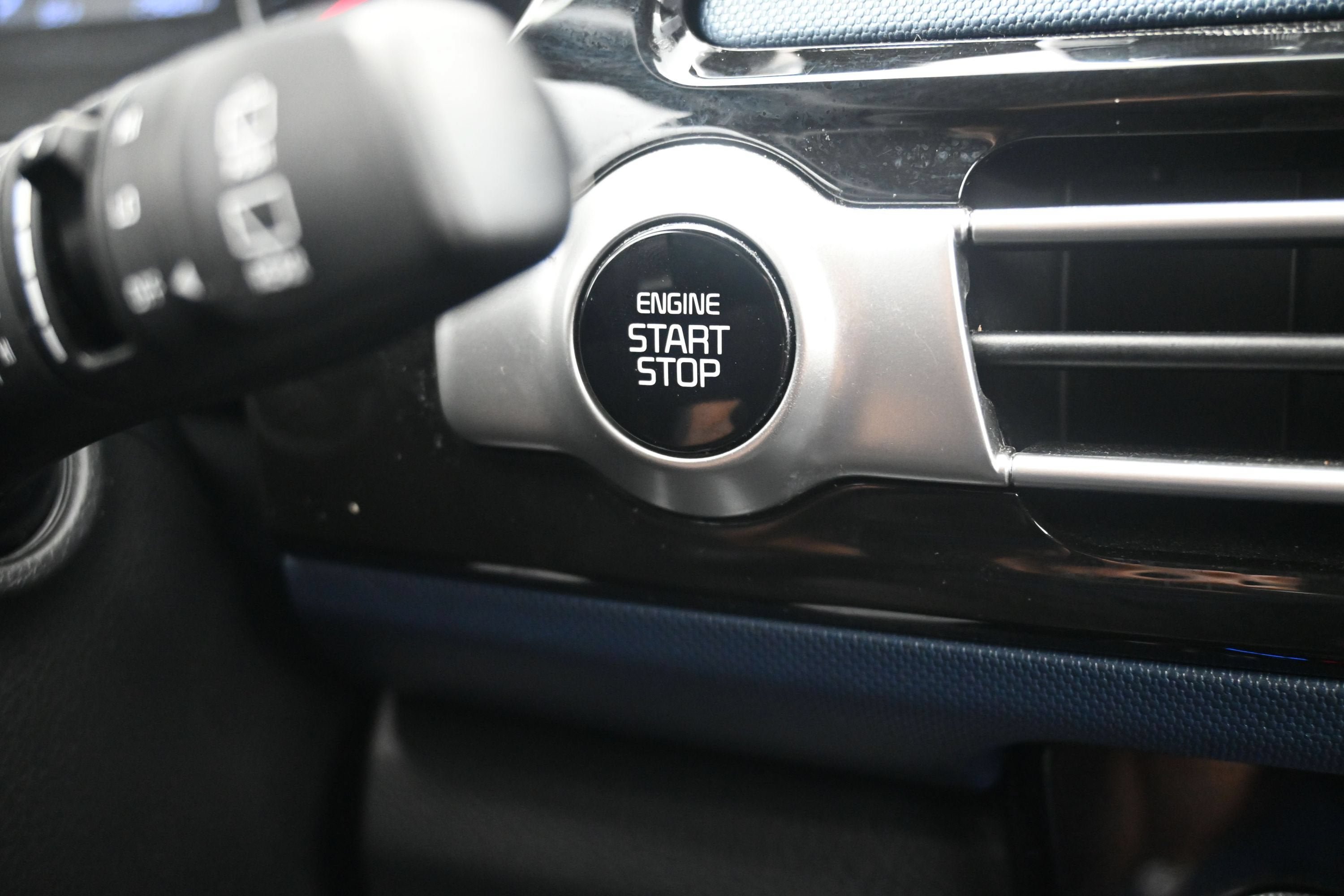 Used 2023 Kia Seltos S w/ Navigation Package FWD image 19