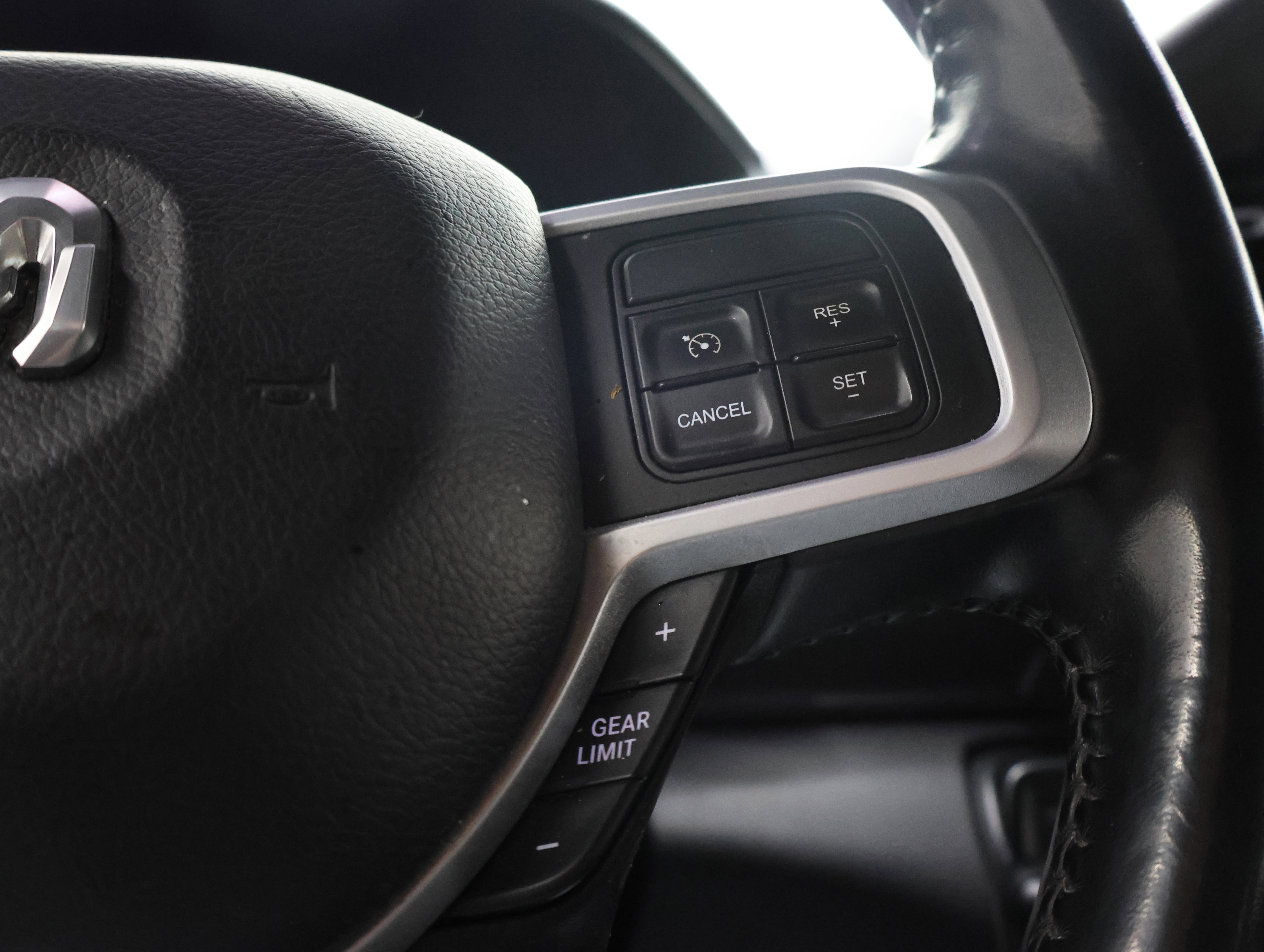 Used 2020 RAM 2500 Big Horn w/ Level 2 Equipment Group image 13