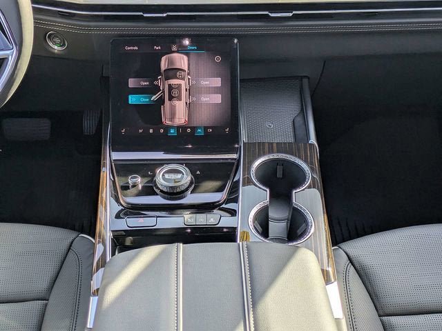New 2026 Cadillac Escalade Luxury w/ Touring Package image 19