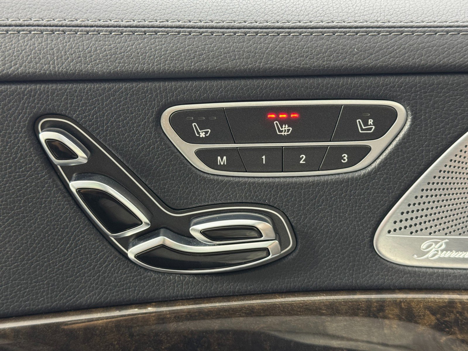 Used 2015 Mercedes-Benz S 550 Sedan image 17