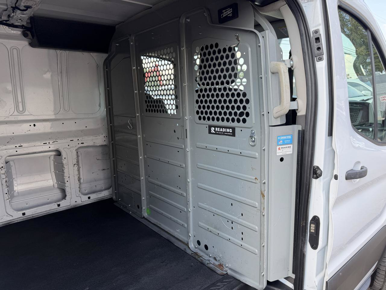 Used 2023 Ford Transit 250 Low Roof AWD image 29