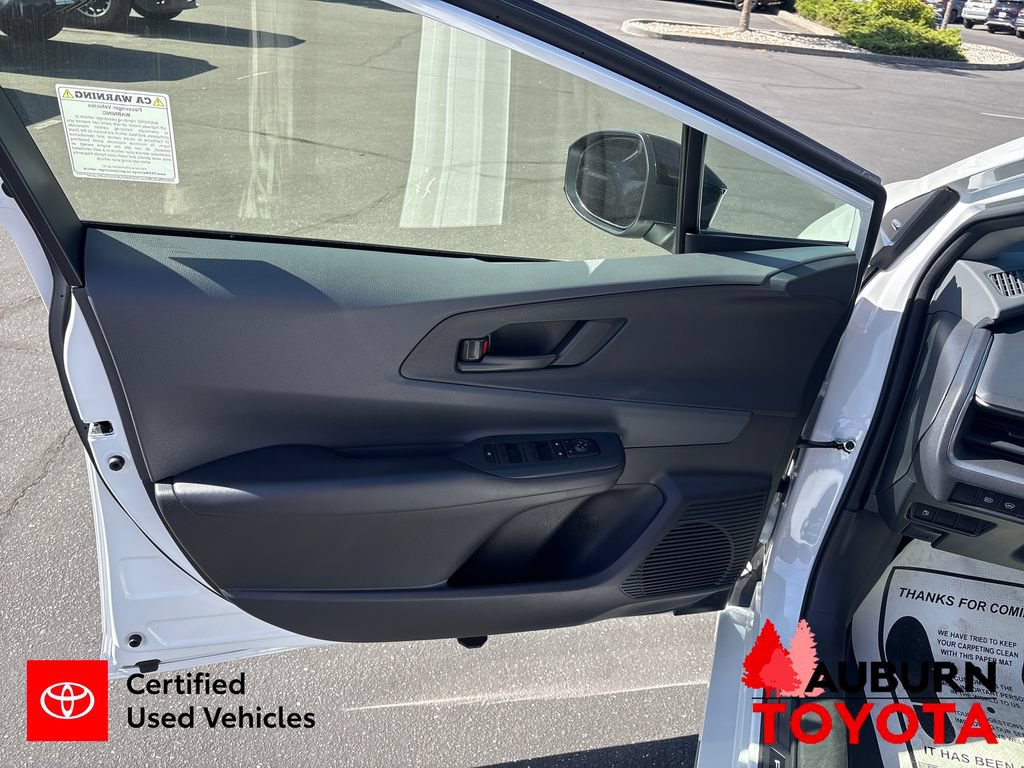 Certified 2024 Toyota Prius LE FWD image 10
