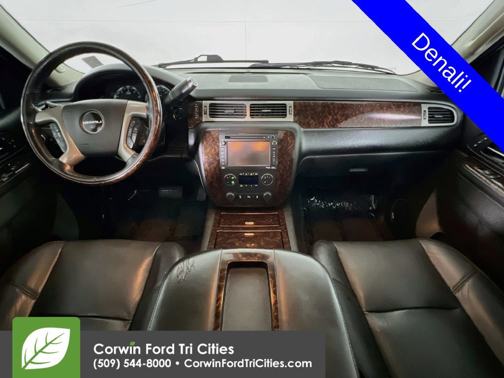 Used 2012 GMC Yukon Denali AWD/4WD image 6
