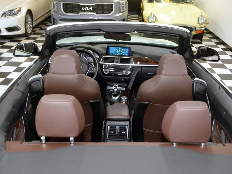Used 2020 BMW 430i Convertible w/ M Sport Package image 32