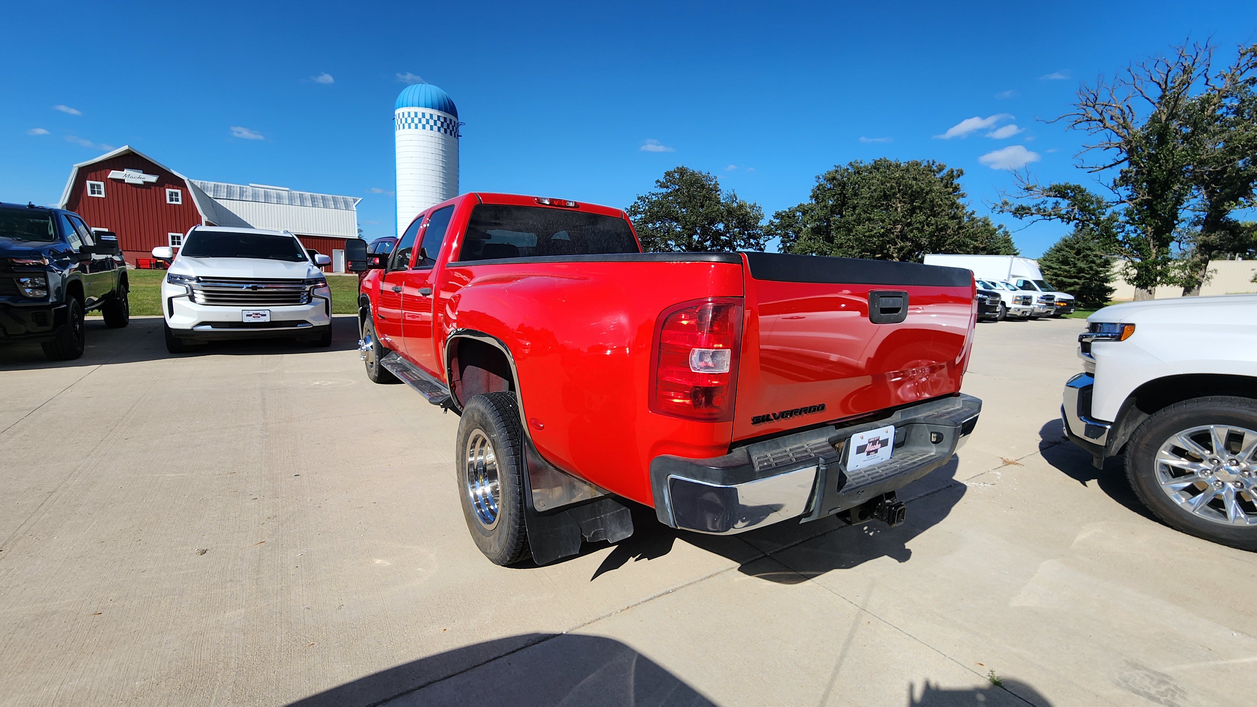 Used 2011 Chevrolet Silverado 3500 4x4 Crew Cab image 8