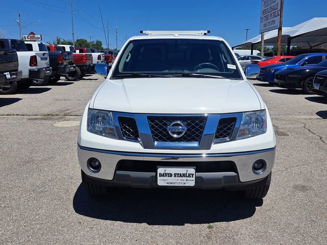 Used 2016 Nissan Frontier SL w/ Moonroof Package AWD/4WD image 3