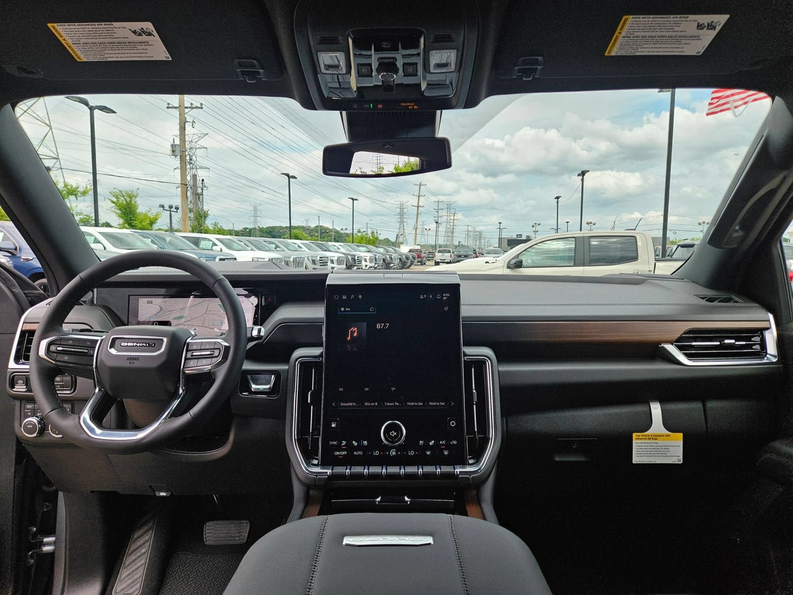 New 2026 GMC Yukon Denali AWD/4WD image 25
