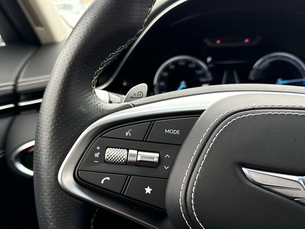 Used 2025 Genesis Electrified GV70 Advanced w/ Prestige Package image 33