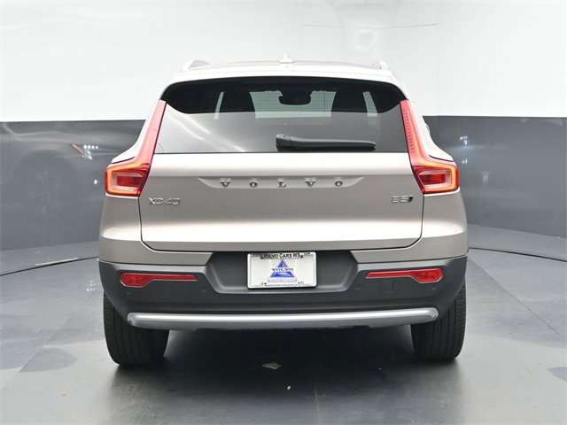 Used 2024 Volvo XC40 B5 Plus w/ Protection Package Premier image 7