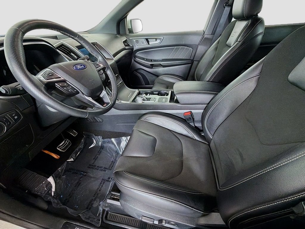 Used 2020 Ford Edge ST w/ Cold Weather Package AWD/4WD image 25