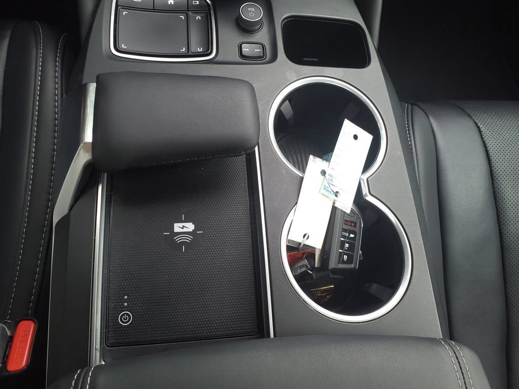 Used 2023 Acura MDX w/ Technology Package FWD image 30