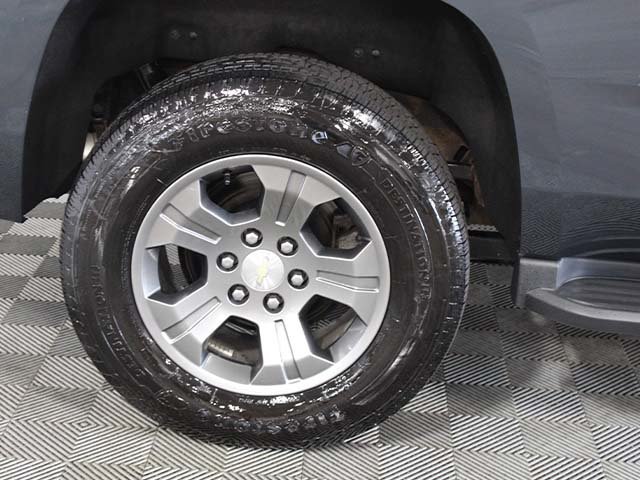 Used 2019 Chevrolet Tahoe LS AWD/4WD image 16