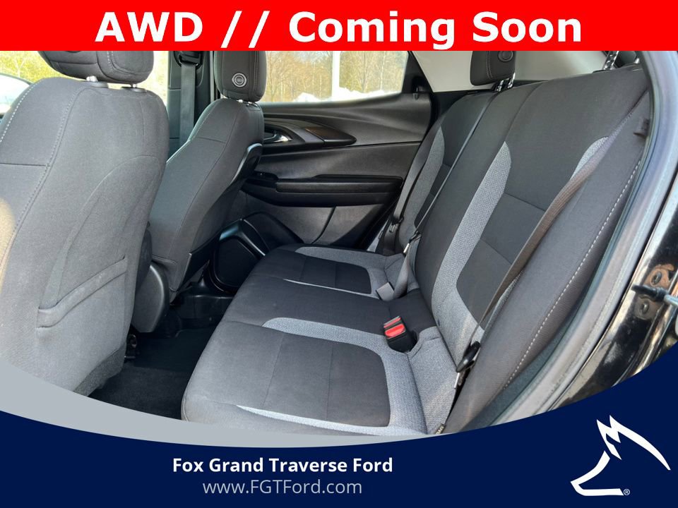 Used 2025 Chevrolet TrailBlazer LT AWD/4WD image 4