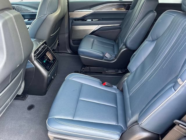 Certified 2025 Cadillac Escalade IQ Sport 2 AWD/4WD image 15