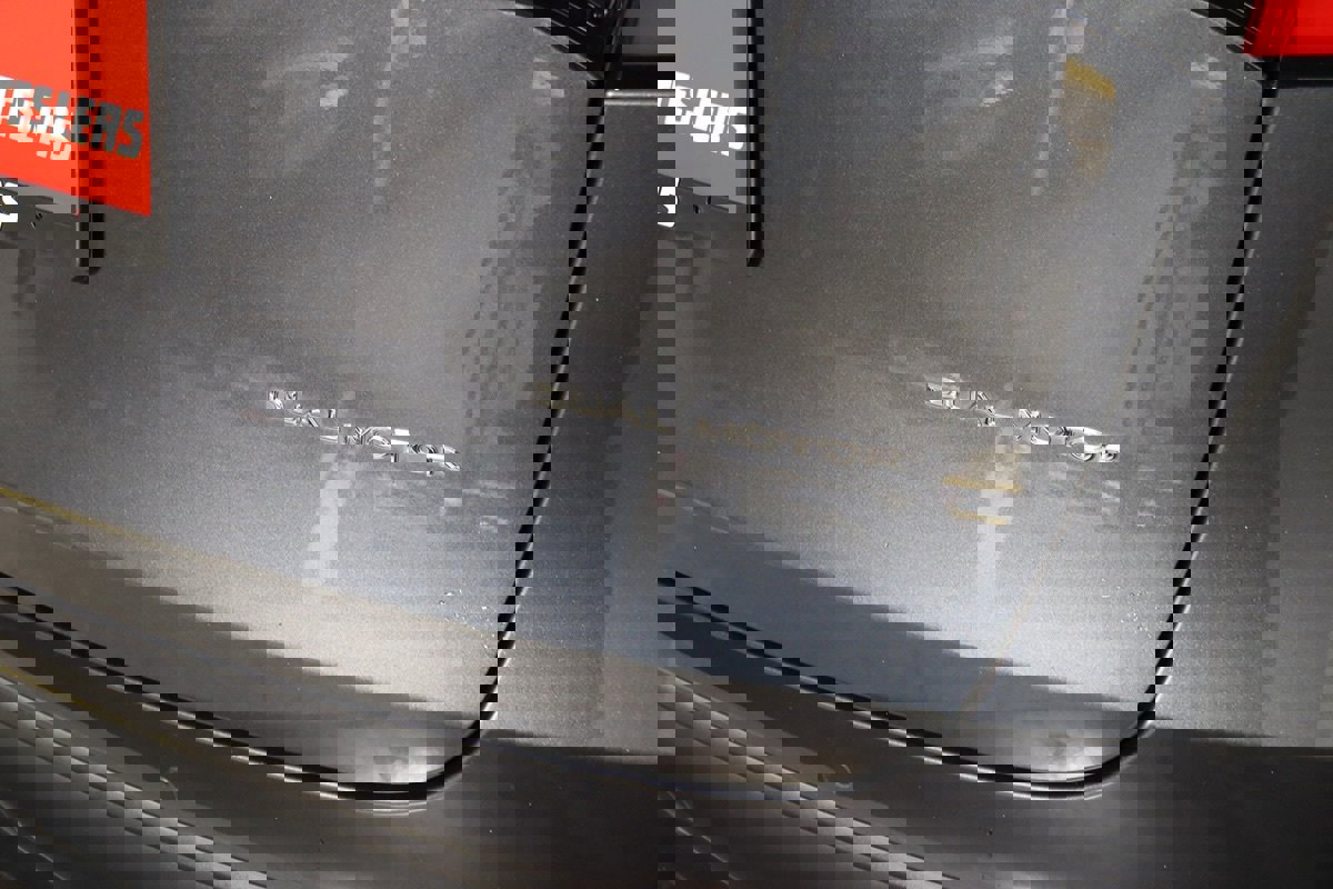 Used 2023 Tesla Model Y Long Range image 13