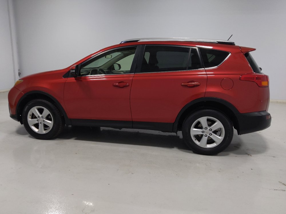 Used 2014 Toyota RAV4 XLE AWD/4WD image 3