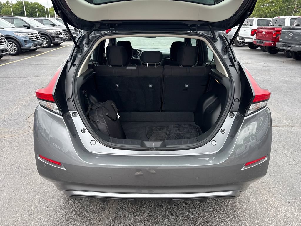 Used 2023 Nissan Leaf S image 12