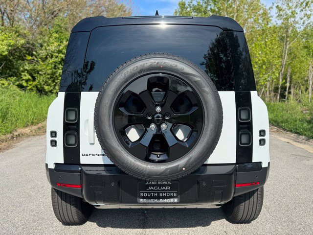New 2026 Land Rover Defender 110 S AWD/4WD image 6