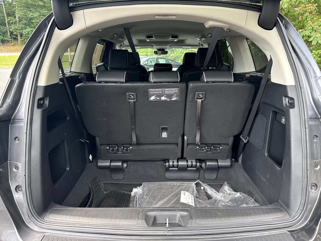 Used 2025 Honda Odyssey Touring image 32