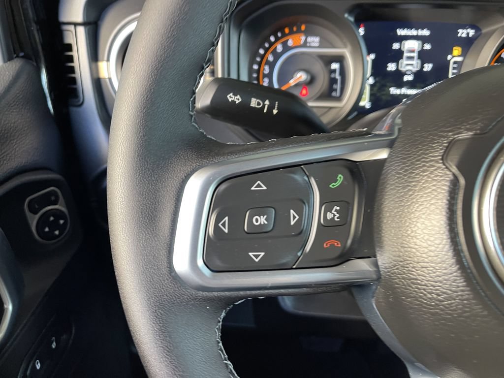 New 2026 Jeep Wrangler Unlimited Sahara AWD/4WD image 32
