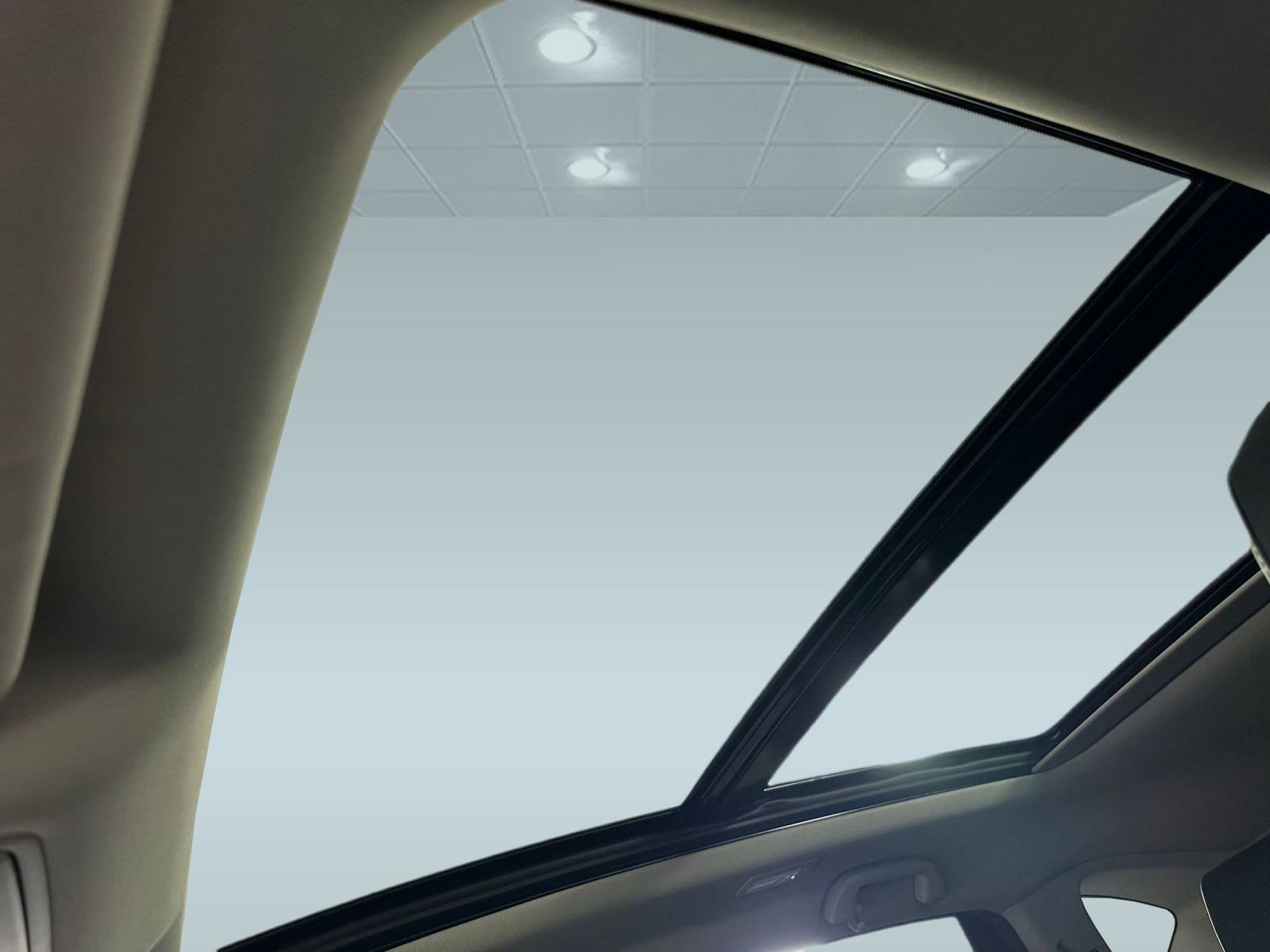 Used 2021 Acura RDX AWD w/ Advance Package image 13