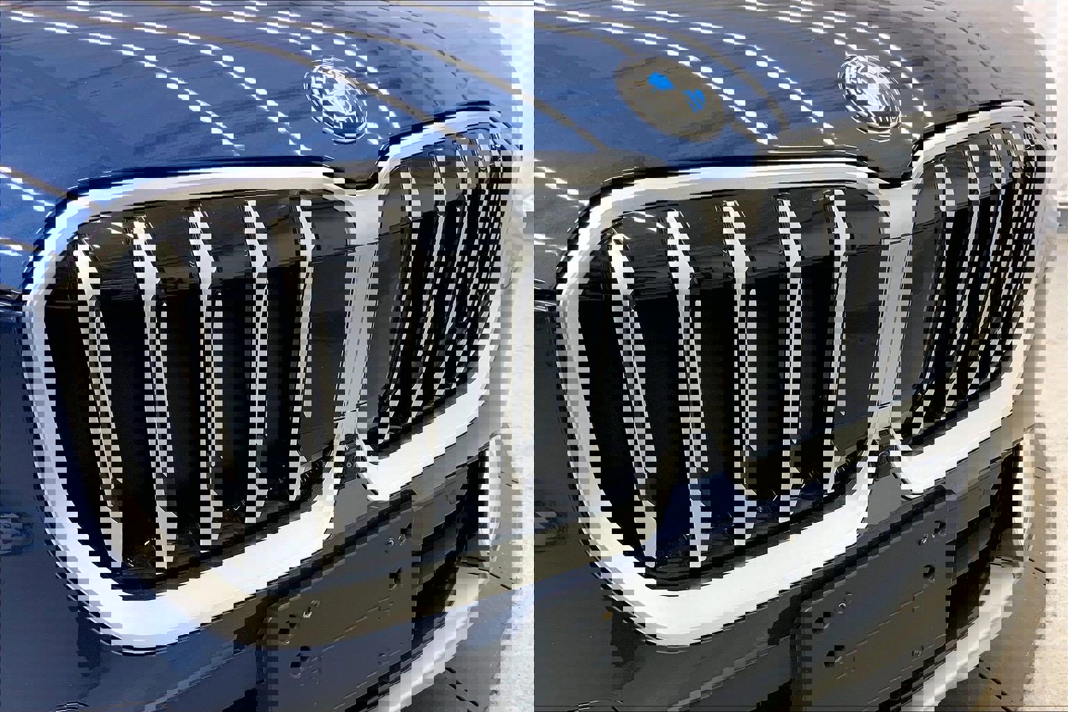 Used 2025 BMW X1 xDrive28i w/ Premium Package image 31