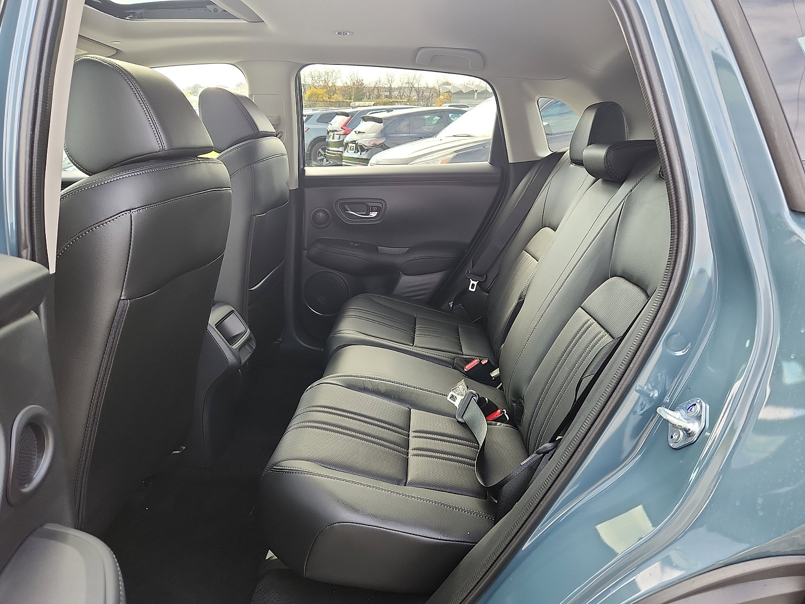 New 2026 Honda HR-V EX-L image 6