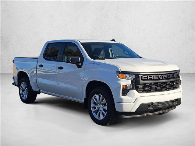 Used 2024 Chevrolet Silverado 1500 Custom image 3