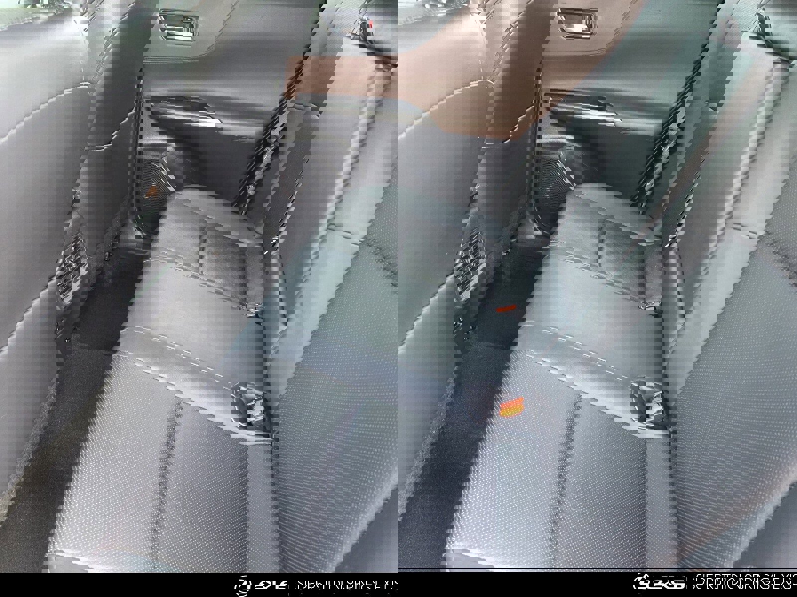 Used 2021 Toyota Venza XLE image 26