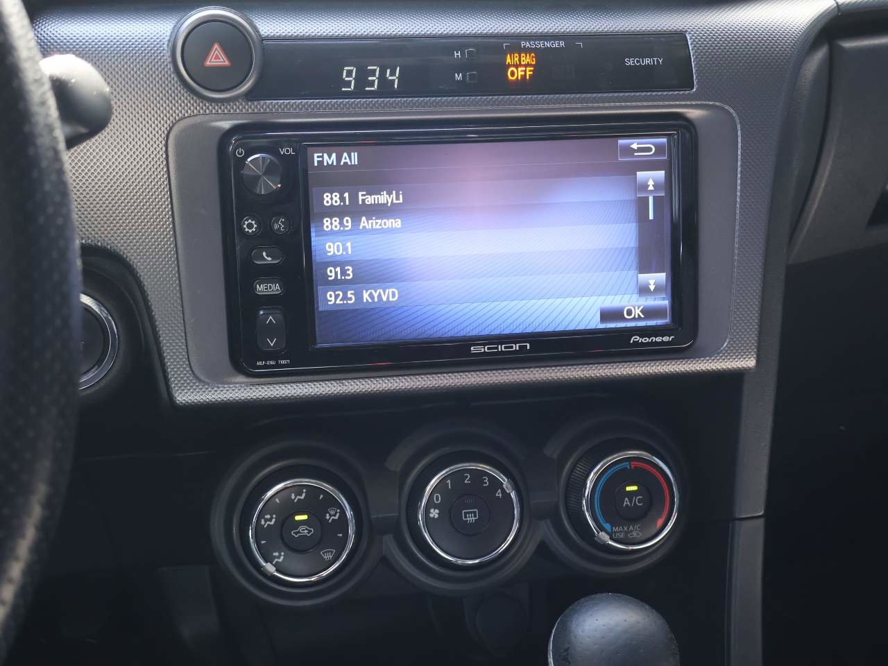 Used 2016 Scion tC FWD image 12