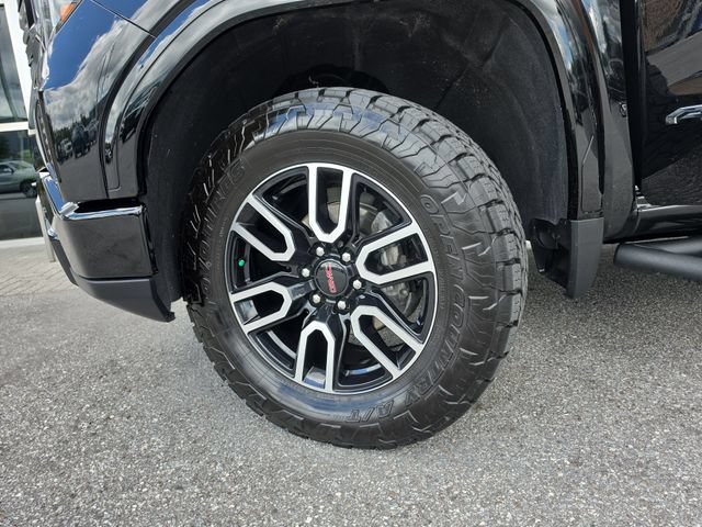 Certified 2025 GMC Sierra 1500 AT4 w/ AT4 Premium Package AWD/4WD image 31