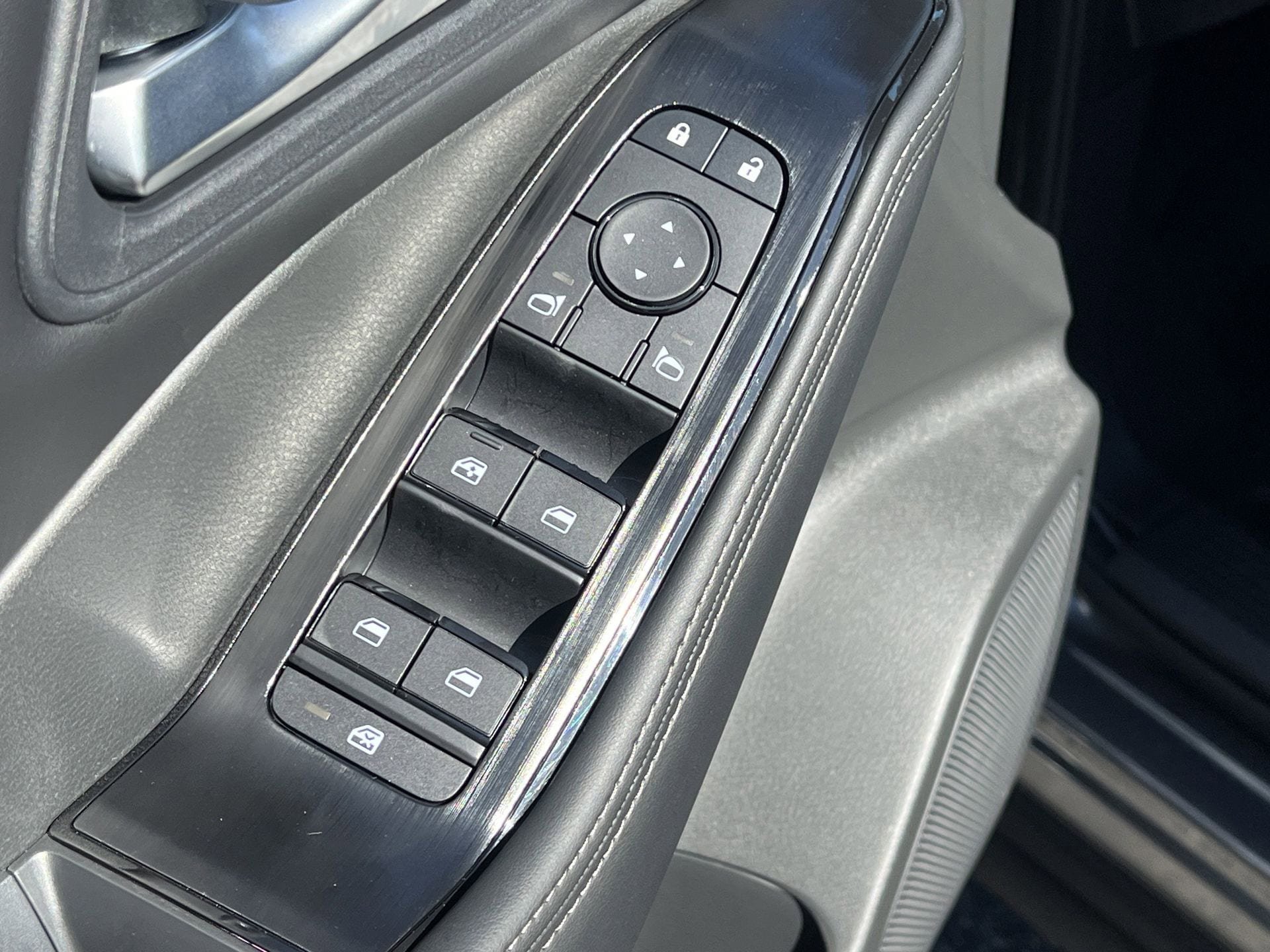 New 2026 Nissan Rogue SV FWD image 14
