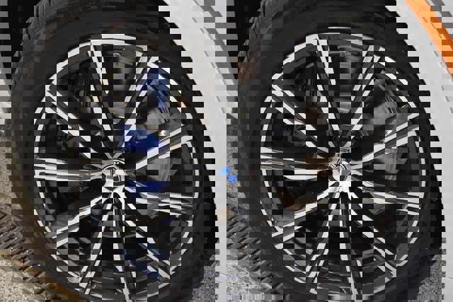 New 2026 BMW X5 M60i w/ Climate Comfort Package image 14