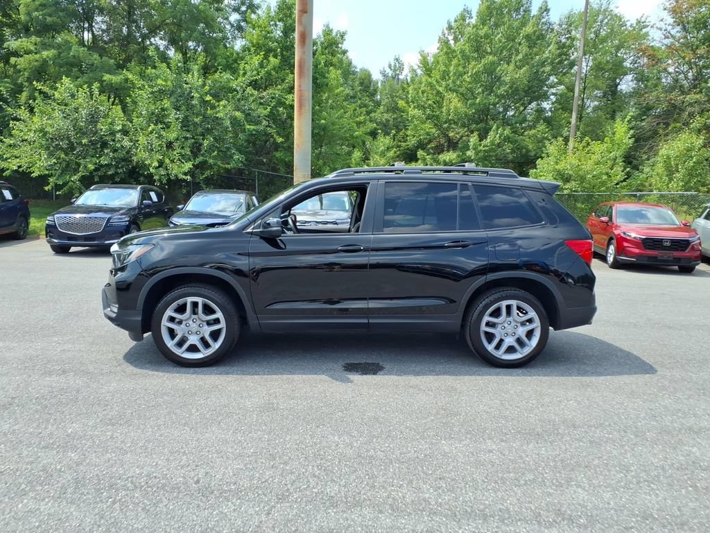 Used 2024 Honda Passport EX-L image 6