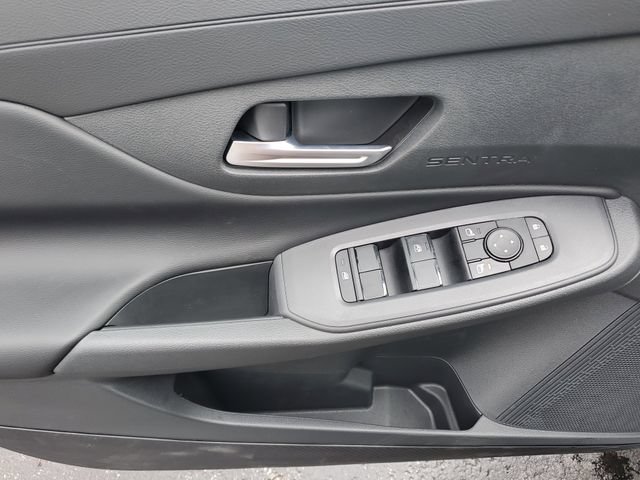 New 2026 Nissan Sentra SV w/ SV Convenience Package FWD image 21
