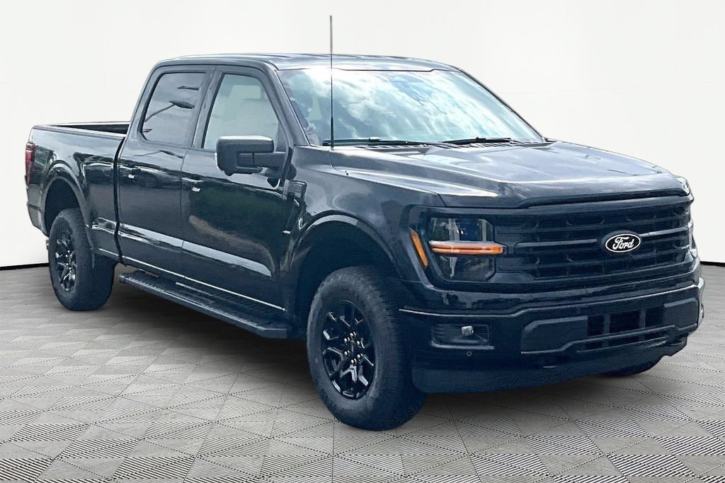 New 2026 Ford F150 XLT w/ Equipment Group 302A MID