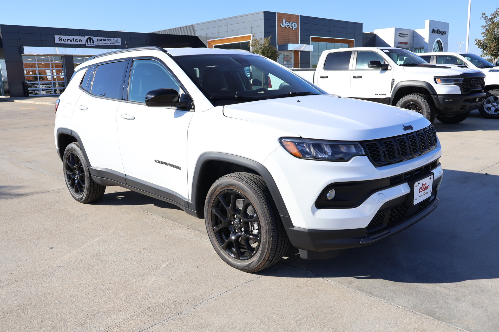 New 2026 Jeep Compass Latitude AWD/4WD image 1