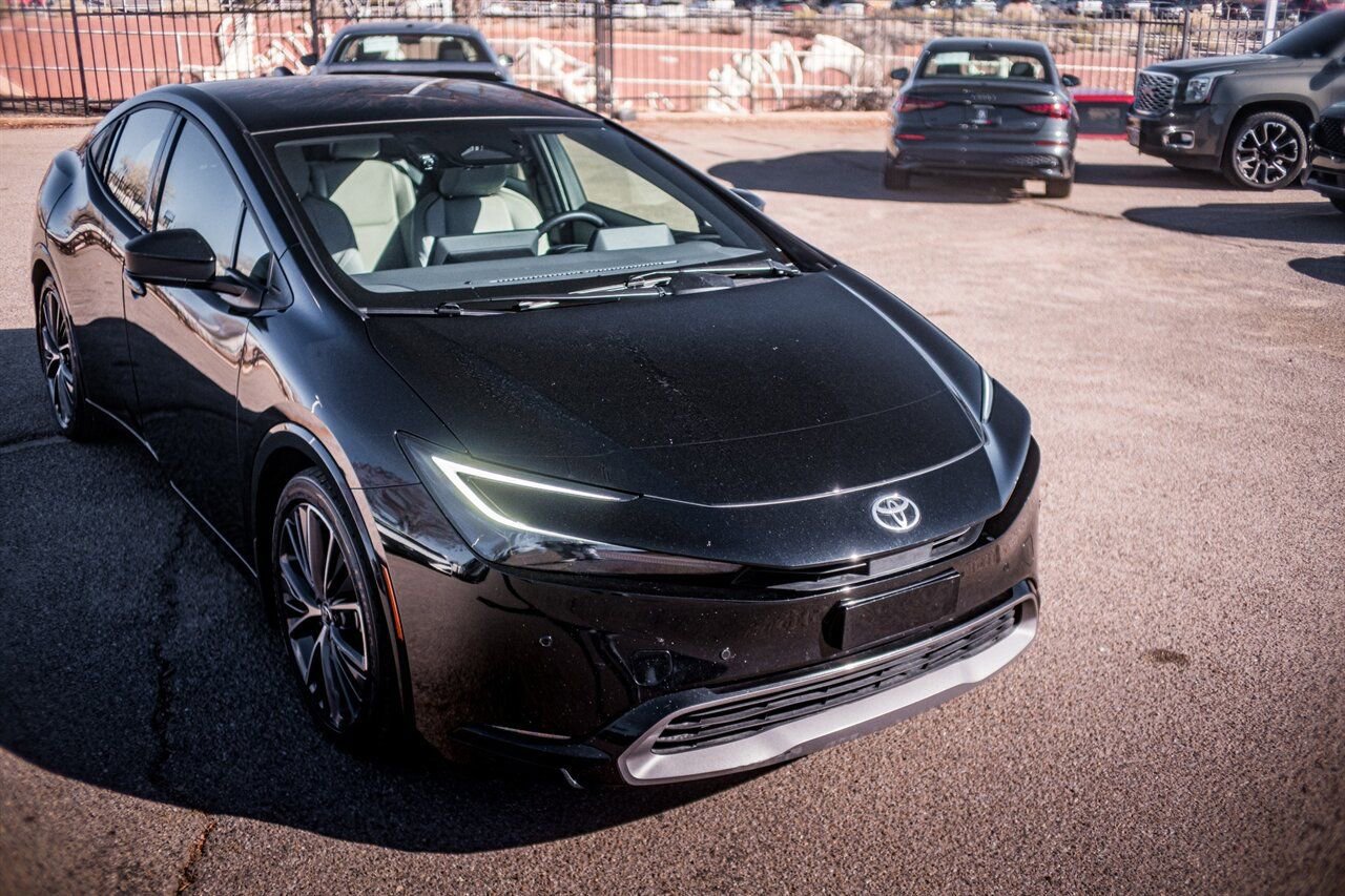 Used 2024 Toyota Prius XLE image 9
